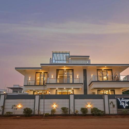 Spring Hill 5BHK Villa By Stay Vihana – khách sạn tại Khandala