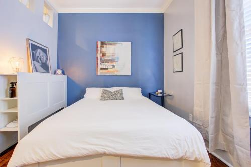 Splendid Colonial in Midtown with Parking in Memphis, USA