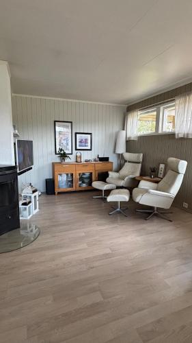 Enebolig med lysthus og sjøutsikt in 許克賽特勒拉市中心