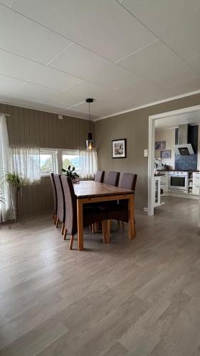 Enebolig med lysthus og sjøutsikt in 許克賽特勒拉市中心