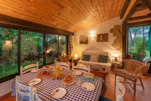 外部景觀, Maison Rustique plus Gîte Indépendant, avec Jardin, Idéal Familles, Proche Centre de Figeac (Maison Rustique plus Gite Independant, avec Jardin, Ideal Familles, Proche Centre de Figeac) in 菲雅克