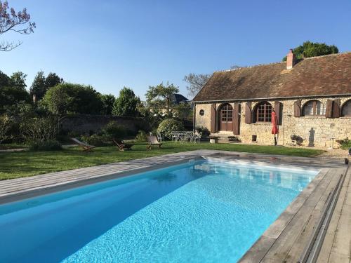 gite du Haut Clocher in Magny-en-Vexin