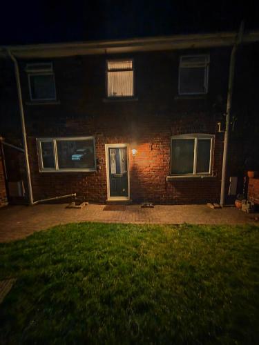 Lovely single room in Stanley Durham near Beamish museum in Chester-le-Street