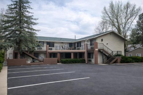 المنظر الخارجي, Budget Host Sierra Inn in بريسكوت