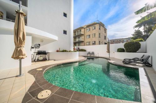 Providence Oceanview Escape with Shared Pool & Spa - image 2