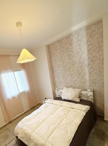 2 bedroom apartment Wifi & family only married in Quartier El Mansour