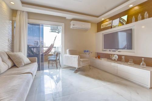 Apartamento Moderno 3Q com Ar e Varandas em Cabo Frio – khách sạn tại Braga