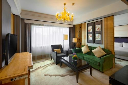 room detail thumbnail 1