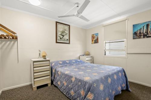 Wills Avenue No. 12. Golden Beach - image 2