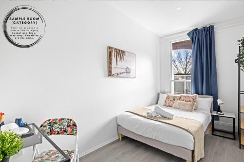Rustic Double Room - Central Location in Kensington - Shared Bathroom - Sydney