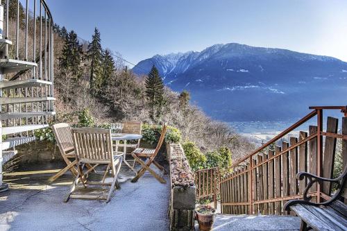 Peaceful Alpine House near Sentiero Valtellina gîte à louer Alpe Caldenno