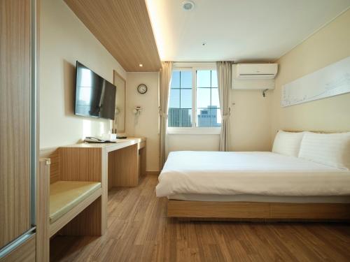 Uljiro Co-op Residence in Dongdaemun
