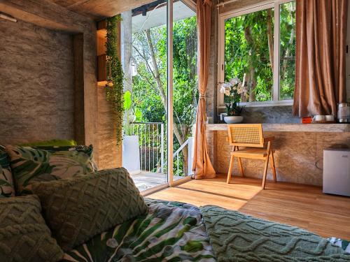 Wonderland Jungle Hostel Room Type - Family Room with Terrace