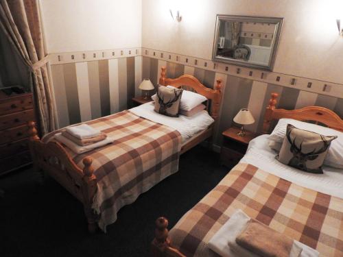 B&B Edinburgh - The Stag Head Hotel - Bed and Breakfast Edinburgh