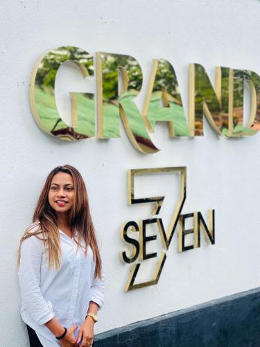 Grand Seven Guest & Restaurant in Ampara