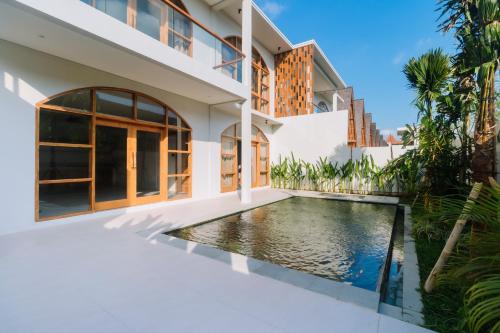 Swimming pool, Campbar 4 by AGATA in Tabanan