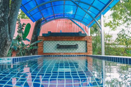 Swimming pool, Akchanok Homestay - Nature Retreat in Ban Krang