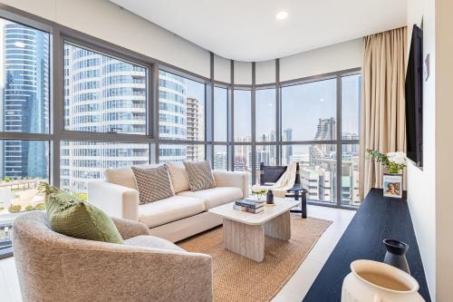 2BR - Stylish Apt - Modern - Pool & Gym - Reem Island in 알림 아일랜드