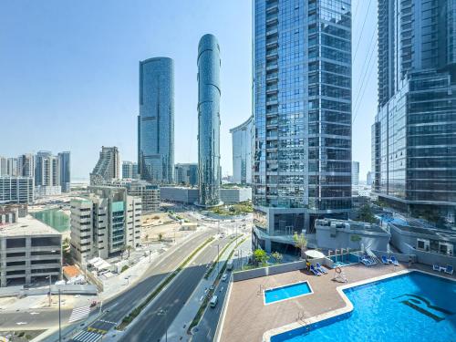 2BR - Stylish Apt - Modern - Pool & Gym - Reem Island in 알림 아일랜드