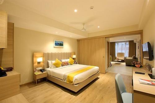 Crystal Plaza Luxury Business Hotel – Ernakulam, NE