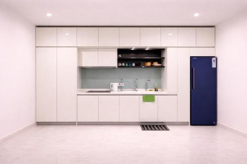 Platinum Suites By Moonlight Homestay - image 10