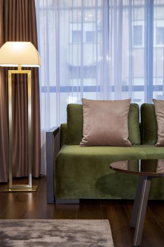 SAINT TEN Hotel - image 2