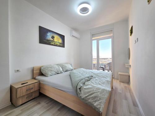 U laguny 612, Shëngjin Albánie (U laguny 612, Shengjin Albanie) in 薩克斯