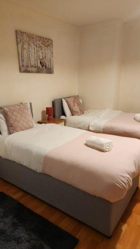 Everything You Need I Spacious 3BR I Sleeps6 I Free Parking I Wi-Fi I Long Term Rates Available in Tilbury