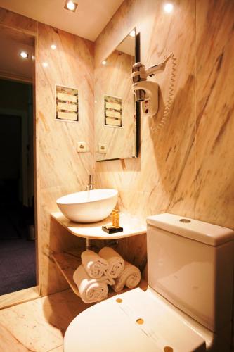 Double Room - Castle image 5