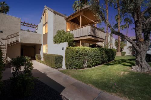 Desert Escape with Private Balcony condo in Indian Wells