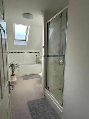Bedroom suite in Sunningdale, UK - Woking Borough Council - Civic Offices