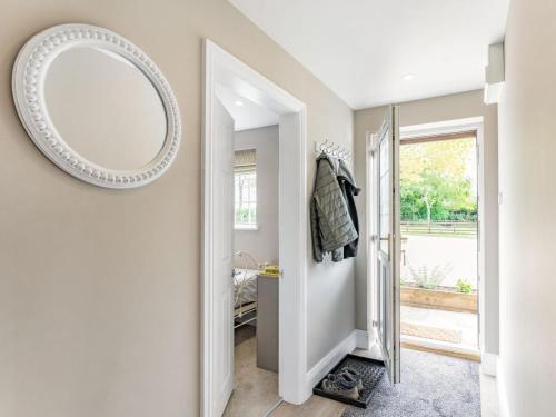 Iekārtas, 2 Bed in York oc-84001 in Kraika
