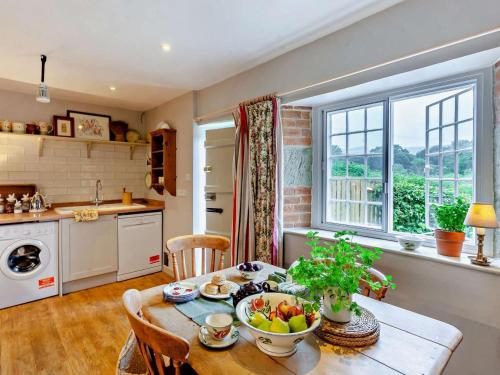 Iekārtas, 3 Bed in Shaftesbury oc-92395 in Komptona Ebasa