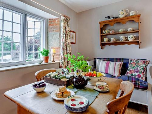 Iekārtas, 3 Bed in Shaftesbury oc-92395 in Komptona Ebasa