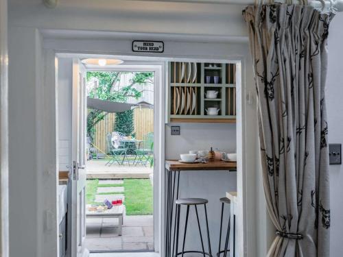 Iekārtas, 1 Bed in York oc-79105 in Normanbija
