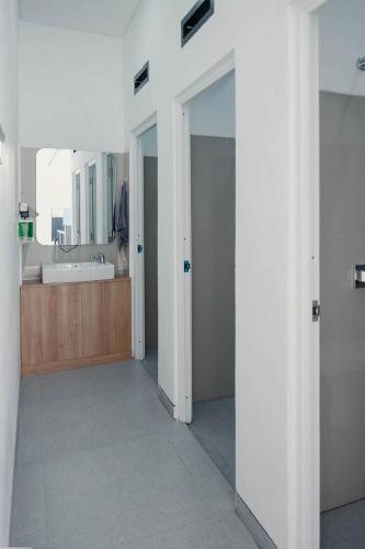 Livara Coliving Kost Exclusive Khusus Putri in เกียราคอนดง