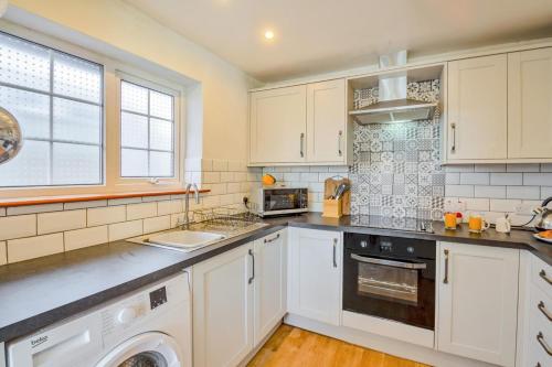 Facilities, 3 Bed in Llanbedrog oc-c37498 in Llanbedrog