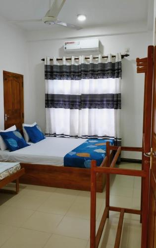 Trinco Salom Rooms & Restaurant in ترينكومالي
