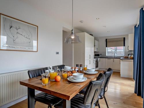 Seadmed, 2 Bed in Flamborough oc-g0115 in Flamborough