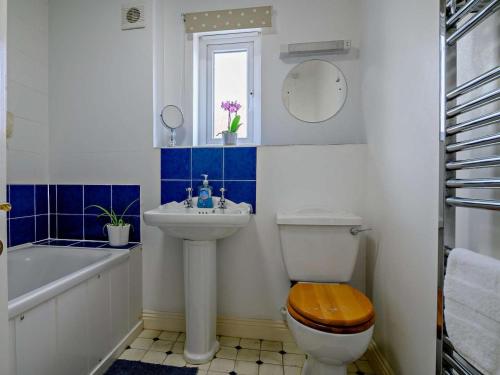 3 Bed in Bridport oc-dc024, Bridport (foto 5)