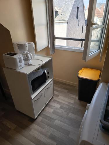 Studio cosy 4 personnes dans le centre-ville d'Orléans (Studio cosy 4 personnes dans le centre-ville d'Orleans) in 勃根地