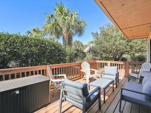 785 Queens Grant - image 3