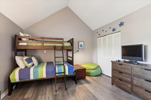 756 Queens Grant - image 4