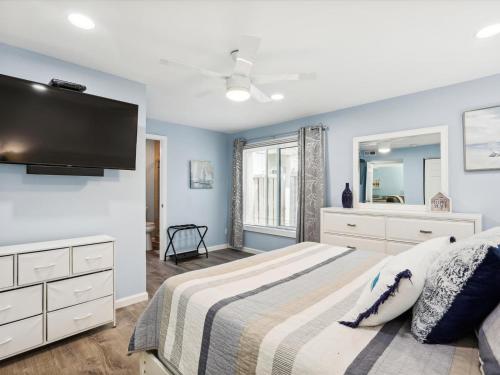 709 Queens Grant - image 3