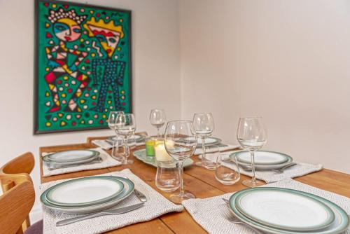 Beautiful Redbrick Home in Ruthin Centre & Parking in 魯思因