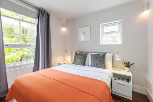 Vauxhall Park 2Bed Flat by BaseToGo 4