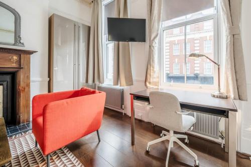 Unbeatable location in Camden-spacious studio flat - image 27