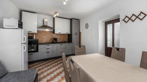 Kitchen, Holiday home Katarina with pool by Villas Guide in Grizane