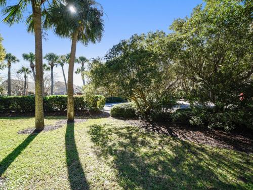 680 Queens Grant - image 2