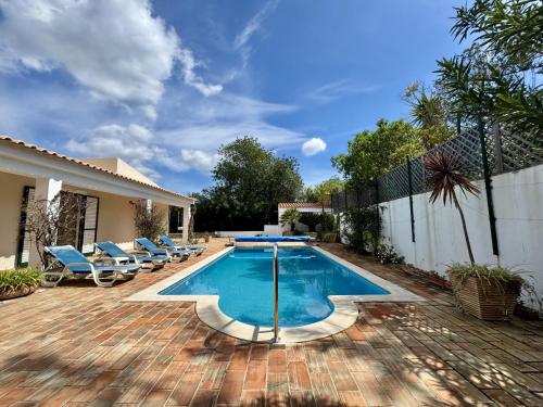 Swimming pool, Algarve Country Villa 1 With Pool by Homing in Campina
